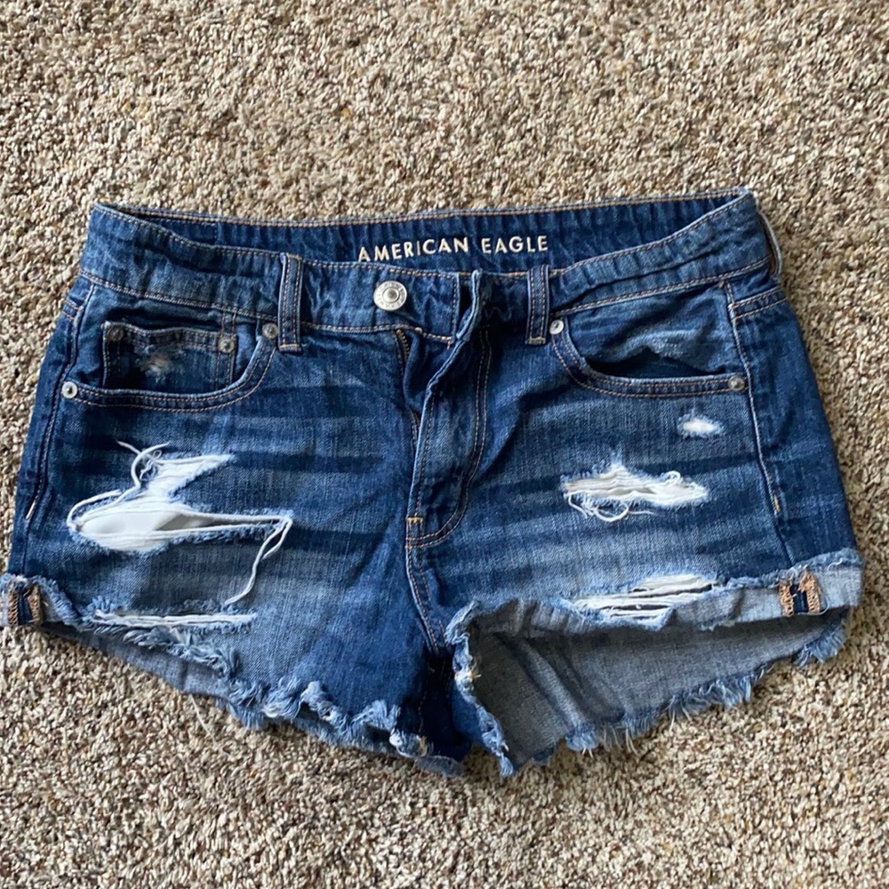 Jean shorts perfect for the summer time, only have worn once